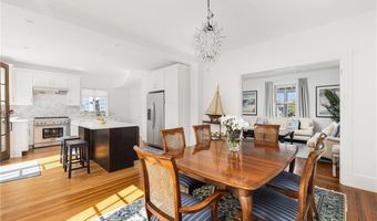 5 Mt. Vernon St, Newport, RI 02840