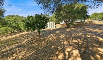 2826 Calle De Malibu, Escondido, CA 92029
