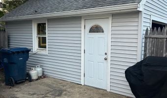208 Halliard Ave, Beachwood, NJ 08722