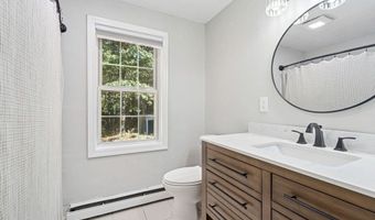 16 Captain Danforth Ln, Amherst, NH 03031