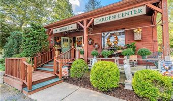 1688 Old Louisquisset Pike, Lincoln, RI 02865