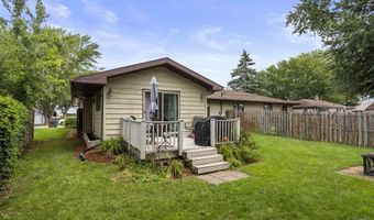 2605 W 8TH St, Appleton, WI 54911