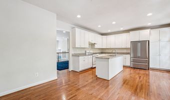 817 OAK KNOLL Ter, Rockville, MD 20850