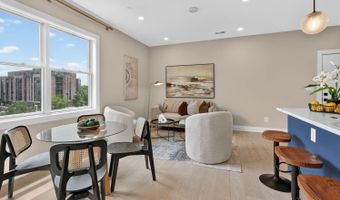 1102 STAPLES St NE #301, Washington, DC 20002