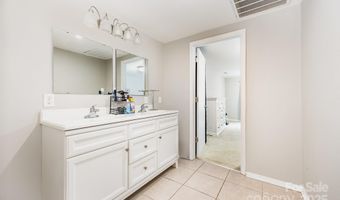 593 Washington Ln, Albemarle, NC 28001