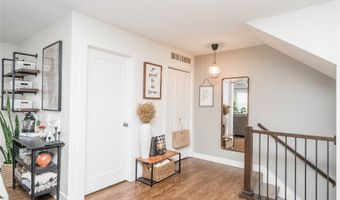 2714 NW Lois Ln, Ankeny, IA 50023