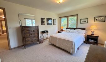 410 1st St NW, Aitkin, MN 56431