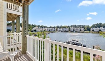 10900 HOLYSTONE Ln 202, Berlin, MD 21811