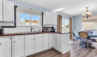 1233 Pacific Ave, Beachwood, NJ 08722