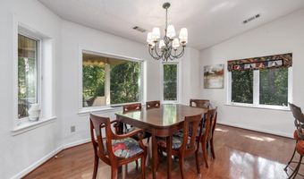 2 Dominar Pl, Hot Springs Village, AR 71909