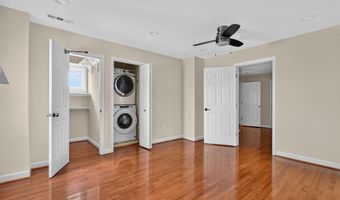 4705 22ND St N, Arlington, VA 22207