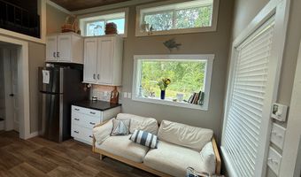 1530 Prince Rd, Big Sandy, TN 38221