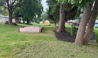 411 N 8th St, Akron, IA 51001