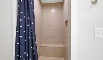 22125 Driftwood Ln, Abingdon, VA 24211