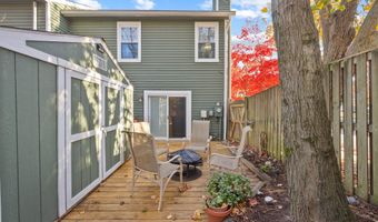 954 BREAKWATER Dr, Annapolis, MD 21403