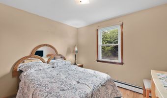 93 Burnham St, Berlin, CT 06037
