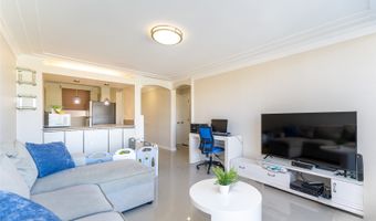 949 Ala Nanala St 702, Honolulu, HI 96818