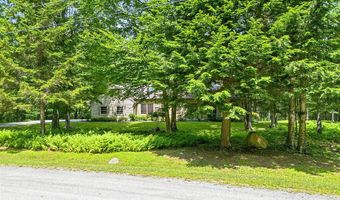 31 Pheasant Run Rd, Belgrade, ME 04917