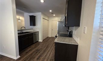 2 Sidebottom Cir, Bella Vista, AR 72714