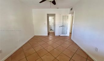 2825 NE 201st Ter M214, Aventura, FL 33180