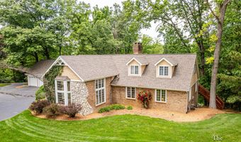 175 Honey Creek Ave NE, Ada, MI 49301