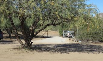 18931 E MAREN Ave, Black Canyon City, AZ 85324