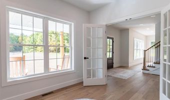 77 White Rock Hill Rd, Bow, NH 03304