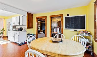 157 Riverside Dr, Augusta, ME 04330