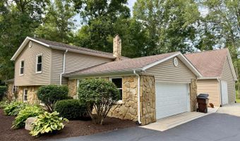 61 Westbrook Dr, Batesville, IN 47006