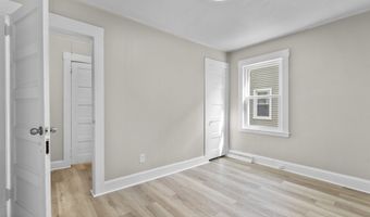 88 N Pond St, Bristol, CT 06010