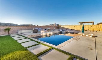 17066 Takipi Rd, Apple Valley, CA 92307