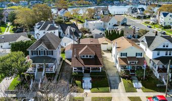 425 Washington Ave, Avon By The Sea, NJ 07717