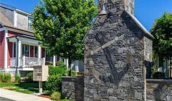 15 Castle St 9, East Greenwich, RI 02818