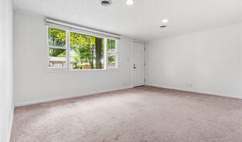 934 Meadowbrook Ave, Alliance, OH 44601