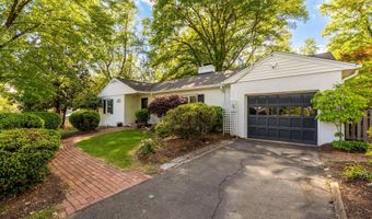4112 DOWNING St, Annandale, VA 22003