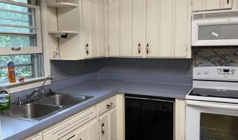 1950 Hillabee Park Ave, Alexander City, AL 35010