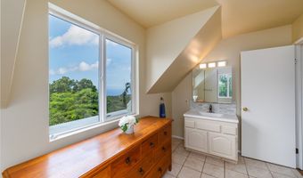 87-3476 MAMALAHOA Hwy, Captain Cook, HI 96704