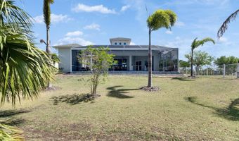 706 Manns Harbor Dr, Apollo Beach, FL 33572