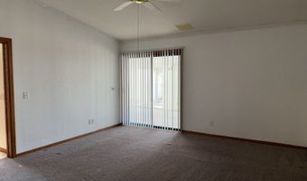 15370 Tacony Rd, Apple Valley, CA 92307