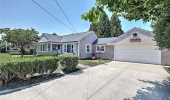 6 Woodbine St, East Providence, RI 02915