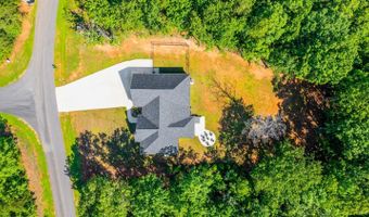 336 Somerset Dr, Appomattox, VA 24522