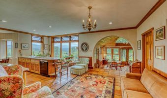 225 Pettyboro Rd, Bath, NH 03740