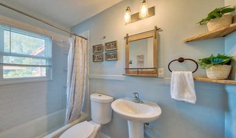 2004 Peake Ave, Cody, WY 82414