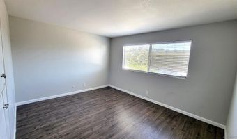 806 E 4Th 6, Escondido, CA 92025