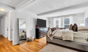 22 Compass Ln, Barnegat, NJ 08005