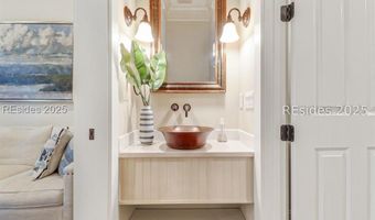 5 Berkeley Ct, Bluffton, SC 29910