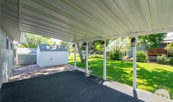 2900 Manhattan Dr, Billings, MT 59102