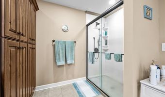 2132 Sunbeam Ct, Asheboro, NC 27205