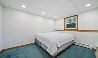 21 Woodman Rd, Amesbury, MA 01913