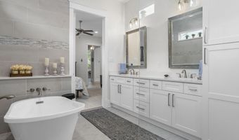 329 Saint George St, Bay St. Louis, MS 39520